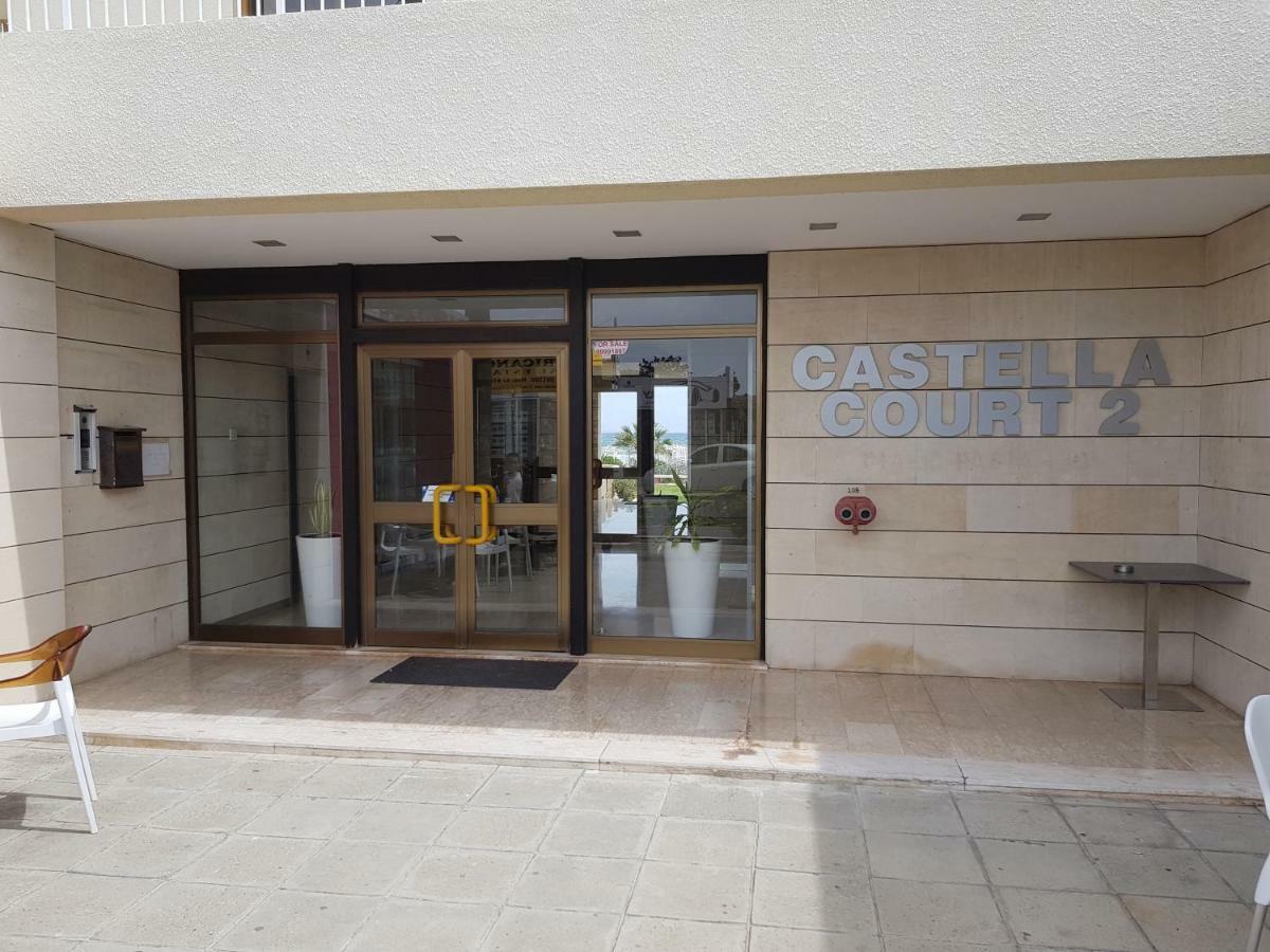 Haig'S Dream Flat On The Beach Larnaca Esterno foto